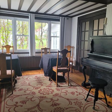Om Villegiature Saint-Laurent-de-l'ile d'Orleans Экстерьер фото